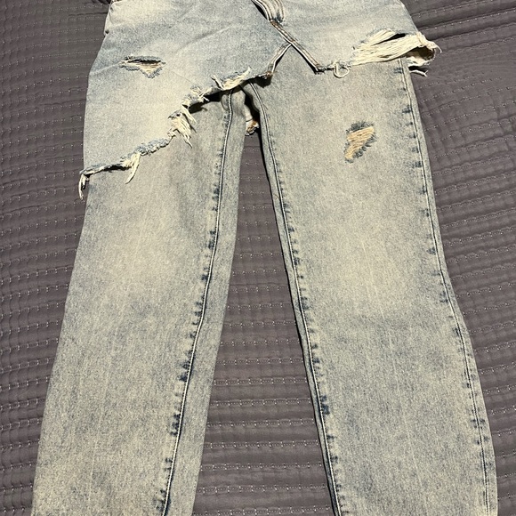 Zara distressed jeans size 4 $159 Rare Find Sold Out Bloggers Fav - Picture 7 of 7